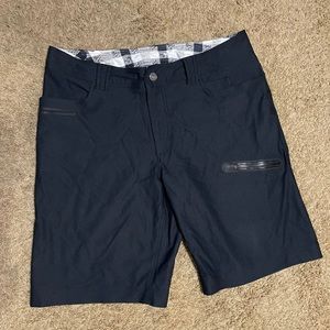 Mens Lululemon black shorts size 38